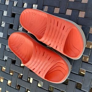 Hoka One One Ora Recovery Slides / Sandals, Size 12
